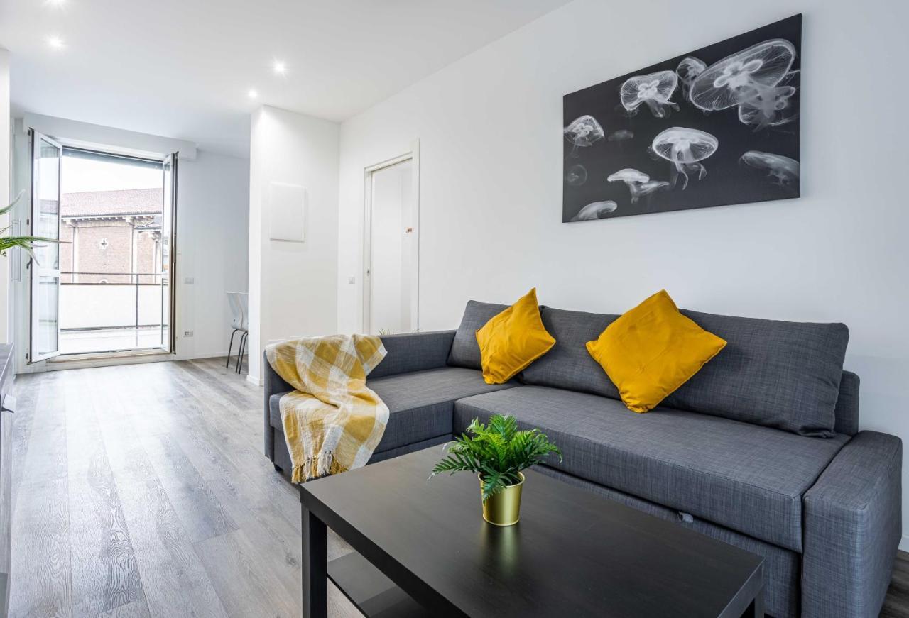 2 Bedrooms Apt With Terrace - Nolo Area Via Varanini Mediolan Zewnętrze zdjęcie